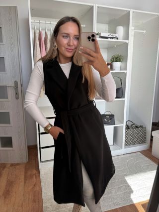 Poslední kusy dlouhých flaušových vest v černé a vínové barvě 🖤 ideální kousek na podzimní a jarní vrstvení z viskózy s...